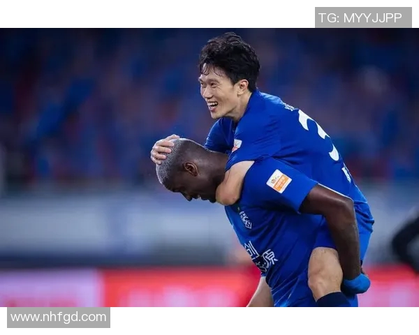 武汉足球队的拼搏之路:从艰难起步到荣耀时刻的真实记录 武汉足球队的拼搏之路:从艰难起步到荣耀时刻的真实记录