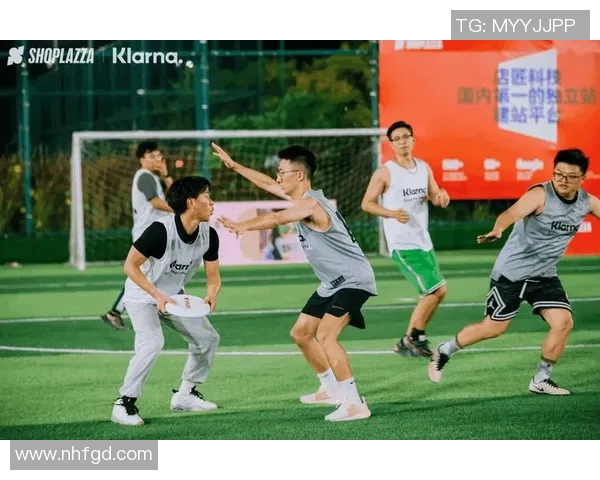 南京飞盘队意识争议引发热议球员表现与团队精神的深度探讨