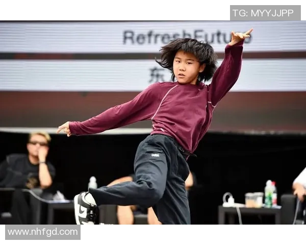 南京街舞队与成都街舞队赛后状态分析与表现对比总结