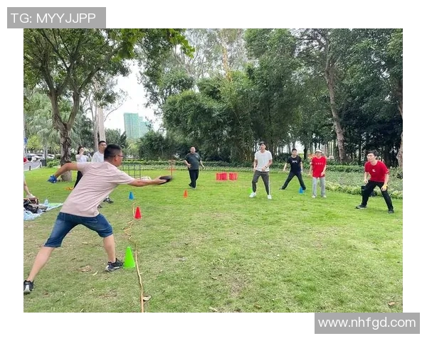 飞盘热潮下的上海飞盘队团队协作之争引发广泛讨论与思考 飞盘热潮下的上海飞盘队团队协作之争引发广泛讨论与思考