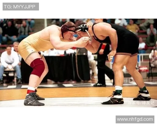 赵泰隆的篮球之路:从青涩少年到职业明星的成长故事 赵泰隆的篮球之路:从青涩少年到职业明星的成长故事