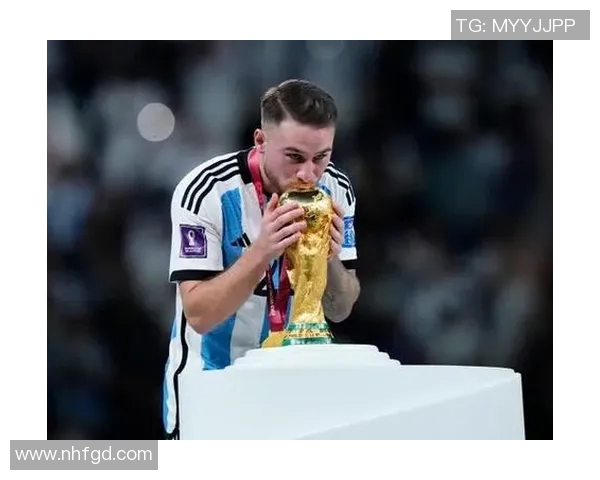 麦卡利斯特的传奇人生与足球生涯的辉煌成就探秘