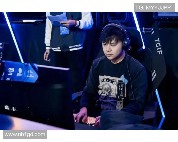 V5战队的荣耀与挑战：从默默无闻到电竞巅峰的奋斗之路