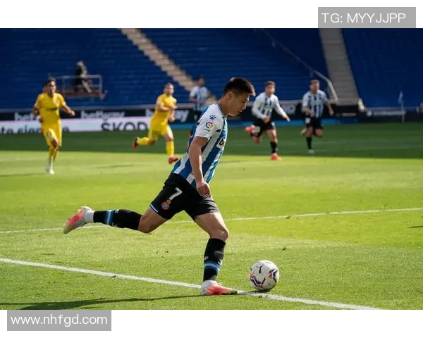 马拉加与多特蒙德比赛结果引发争议令人质疑真实性与公正性